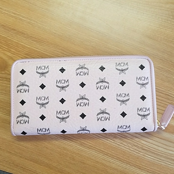 SOLD!!! MCM pink studded wallet - Picture 3 of 5